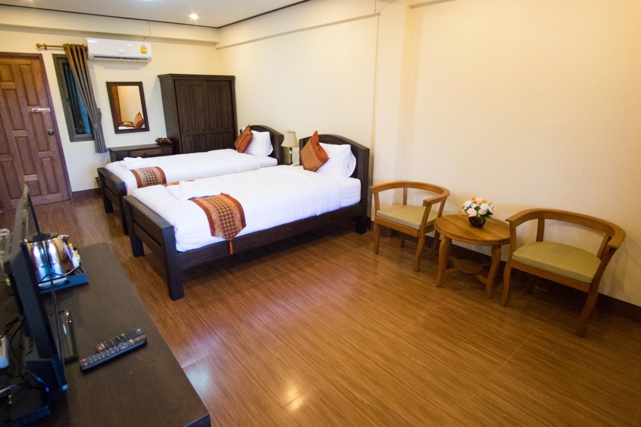 Nanbaankhun Hotel Экстерьер фото