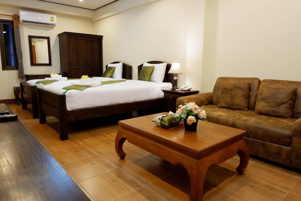 Nanbaankhun Hotel Экстерьер фото